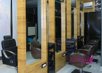 Komal-parlour-Beauty-parlour-Ahmedabad-Gujarat-3