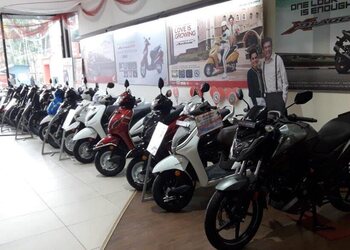 Krishna-honda-Motorcycle-dealers-Chandigarh-Chandigarh-2