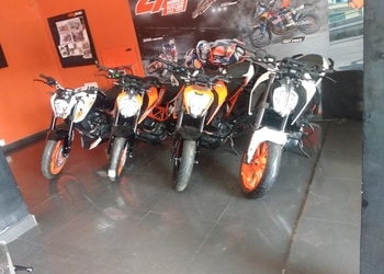 Ktm-bhilai-Motorcycle-dealers-Sector-10-bhilai-Chhattisgarh-2