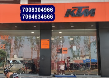 Ktm-husqvarna-Motorcycle-dealers-Bhawanipatna-Odisha-1