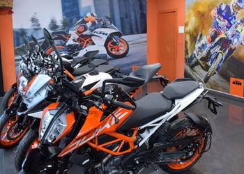 Ktm-mancheswar-Motorcycle-dealers-Acharya-vihar-bhubaneswar-Odisha-2