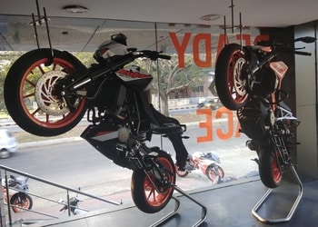 Ktm-mysore-Motorcycle-dealers-Yadavagiri-mysore-Karnataka-3