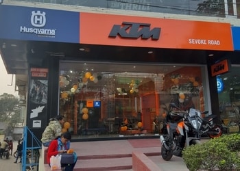 Ktm-showroom-Motorcycle-dealers-Sevoke-siliguri-West-bengal-1