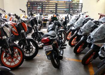 Ktm-trichy-Motorcycle-dealers-Thillai-nagar-tiruchirappalli-Tamil-nadu-3