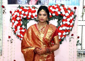 Kuhu-makeup-studio-Makeup-artist-Acharya-vihar-bhubaneswar-Odisha-2