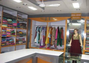 Kumar-cloth-house-Clothing-stores-Ujjain-Madhya-pradesh-3