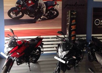 Kushal-bajaj-Motorcycle-dealers-Badnera-amravati-Maharashtra-3