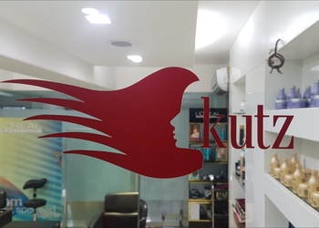 Kutz-salon-Beauty-parlour-Shivaji-peth-kolhapur-Maharashtra-1