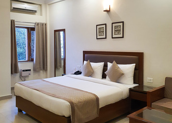 L-p-residency-5-star-hotels-Dehradun-Uttarakhand-2