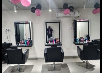 La-kristys-salon-Beauty-parlour-Hazaribagh-Jharkhand-3