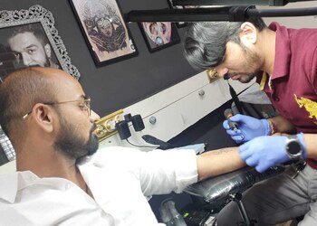 La-nina-tattoos-Tattoo-shops-Memnagar-ahmedabad-Gujarat-2