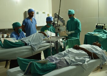Lahole-eye-hospital-Eye-hospitals-Akola-Maharashtra-3