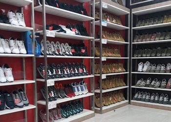 Lakhani-showroom-Shoe-store-Faridabad-Haryana-3