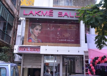 Lakme-salon-Beauty-parlour-Ballygunge-kolkata-West-bengal-1