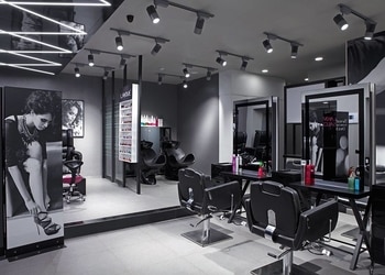 Lakme-salon-Beauty-parlour-Bartand-dhanbad-Jharkhand-3