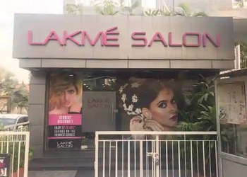 Lakme-salon-Beauty-parlour-Sarabha-nagar-ludhiana-Punjab-1