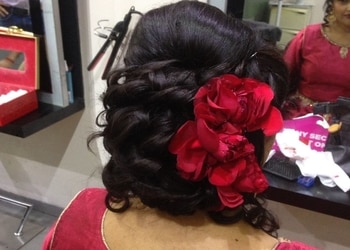 Lakme-salon-Beauty-parlour-Sector-61-chandigarh-Chandigarh-2