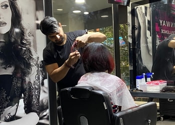 Lakme-salon-unisex-Beauty-parlour-Malleswaram-bangalore-Karnataka-3