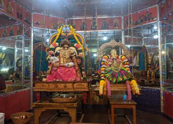 Lakshmi-narasimha-temple-Temples-Chembur-mumbai-Maharashtra-2