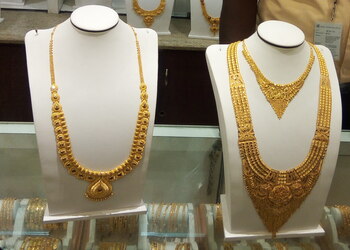 Lalithaa-jewellery-Jewellery-shops-Srirangam-tiruchirappalli-Tamil-nadu-2