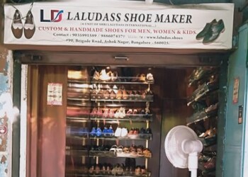 Lalu-dass-shoe-maker-Shoe-store-Bangalore-Karnataka-1