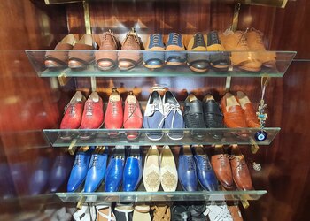 Lalu-dass-shoe-maker-Shoe-store-Bangalore-Karnataka-2