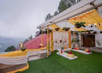 Larisa-4-star-hotels-Shimla-Himachal-pradesh-2