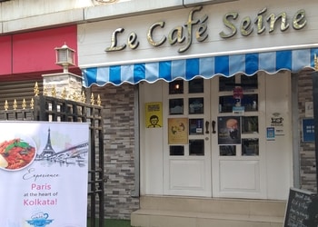 Le-caf-seine-Cafes-Kasba-kolkata-West-bengal-1