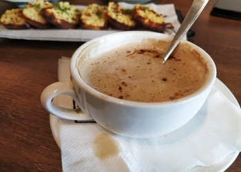 Le-coffee-creme-Cafes-Saltlake-bidhannagar-kolkata-West-bengal-3