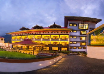 Lemon-tree-hotel-gangtok-4-star-hotels-Gangtok-Sikkim-1