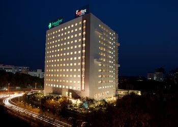Lemon-tree-premier-4-star-hotels-Hyderabad-Telangana-1