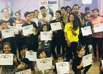 Lets-dance-by-sonu-sir-Dance-schools-Varanasi-Uttar-pradesh-2