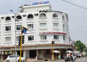 Life-care-multispeciality-hospital-Private-hospitals-Bapunagar-ahmedabad-Gujarat-1