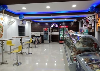 Lilas-home-cafe-restaurant-Family-restaurants-Raiganj-West-bengal-2