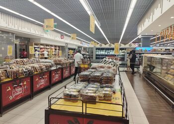 Lulu-hypermarket-Supermarkets-Kochi-Kerala-2