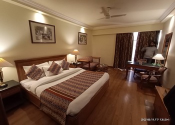 M-k-hotel-4-star-hotels-Amritsar-Punjab-2
