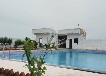 Maa-dolphin-swimming-pool-Swimming-pools-Nizamabad-Telangana-2