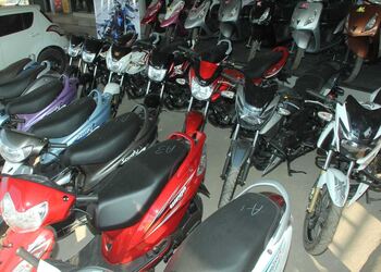 Magnus-motorcycles-Motorcycle-dealers-Naigaon-vasai-virar-Maharashtra-2