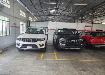 Mahindra-cai-industries-Car-dealer-Peelamedu-coimbatore-Tamil-nadu-2