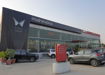 Mahindra-ks-automobiles-Car-dealer-Udaipur-Rajasthan-1