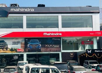 Mahindra-param-automobiles-Car-dealer-Gandhinagar-Gujarat-1