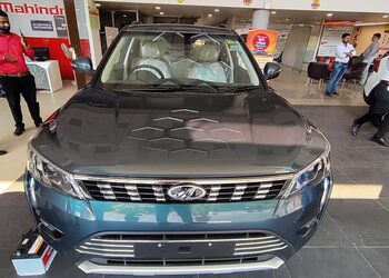 Mahindra-star-automobiles-Car-dealer-Gorakhpur-jabalpur-Madhya-pradesh-2