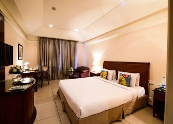 Majestic-grand-hotel-3-star-hotels-Jalandhar-Punjab-2
