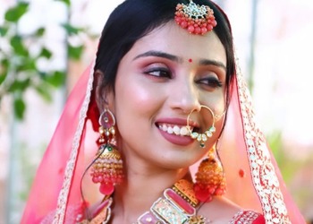 Makeup-by-divyanshi-Makeup-artist-Rajeev-nagar-ujjain-Madhya-pradesh-2