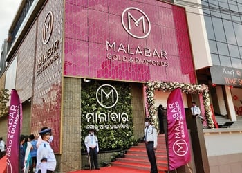 Malabar-gold-diamonds-Jewellery-shops-Jayadev-vihar-bhubaneswar-Odisha-1