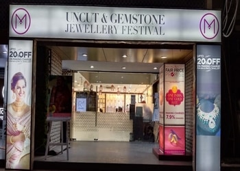 Malabar-gold-diamonds-Jewellery-shops-Noida-city-center-noida-Uttar-pradesh-1