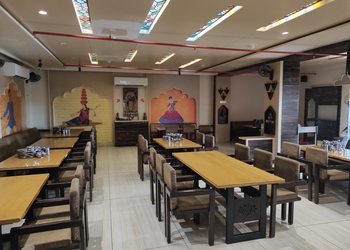 Manbhavan-premium-thali-Family-restaurants-Amravati-Maharashtra-2
