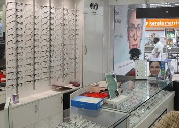 Mangalath-opticals-Opticals-Kochi-Kerala-3
