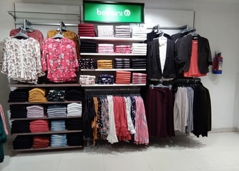 Max-fashion-Clothing-stores-Varanasi-Uttar-pradesh-2