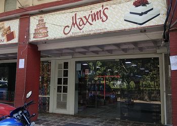 Maxims-bakers-confectioners-Cake-shops-New-delhi-Delhi-1